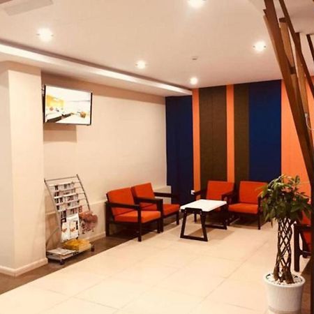 Eastern Hotel Yangon Dış mekan fotoğraf