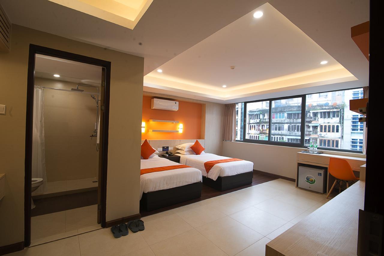 Eastern Hotel Yangon Dış mekan fotoğraf