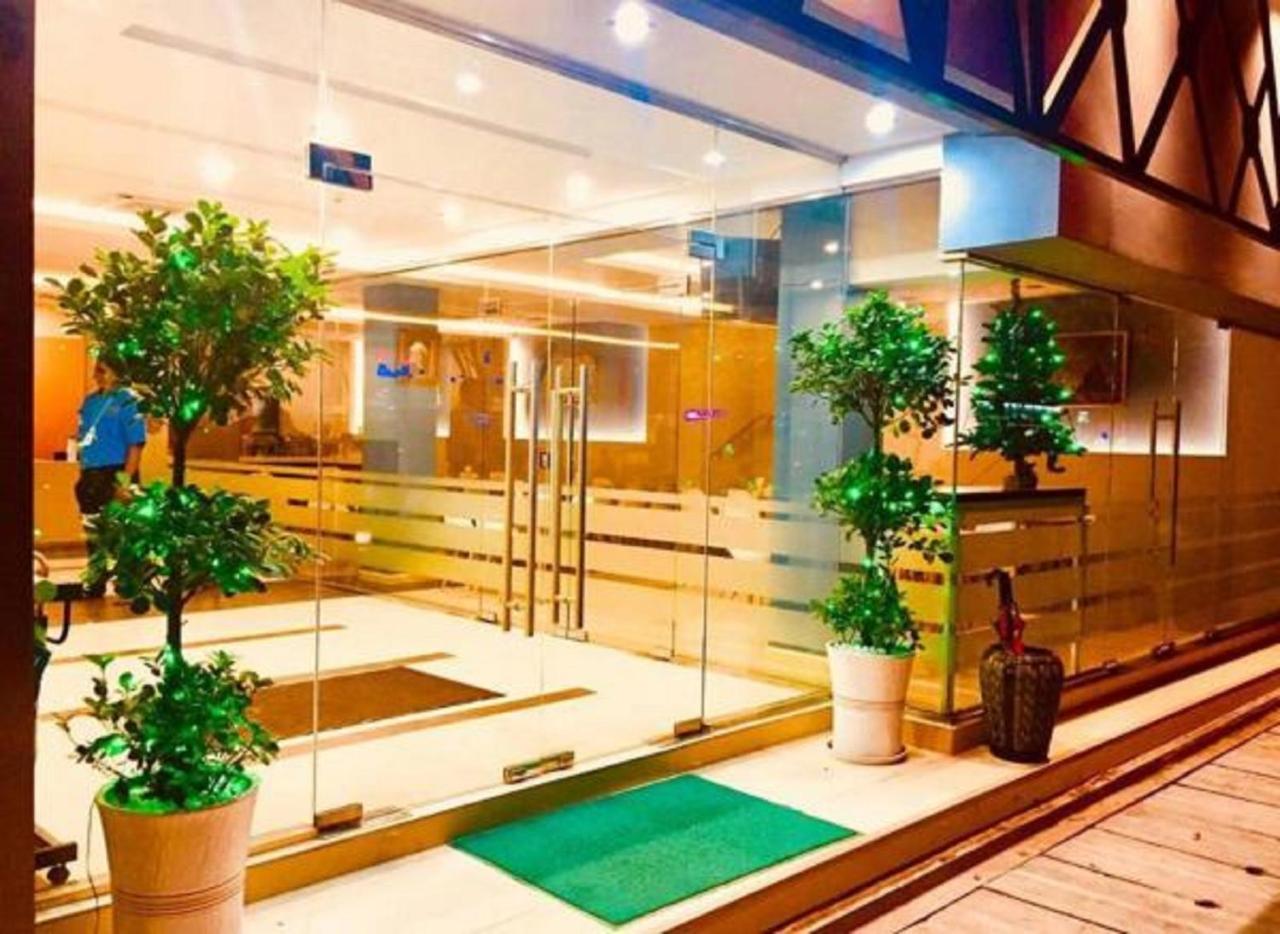 Eastern Hotel Yangon Dış mekan fotoğraf