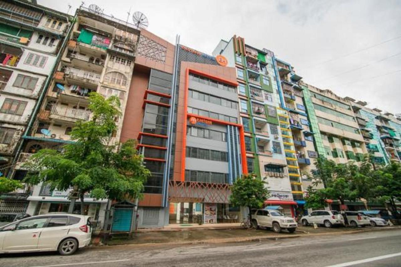 Eastern Hotel Yangon Dış mekan fotoğraf