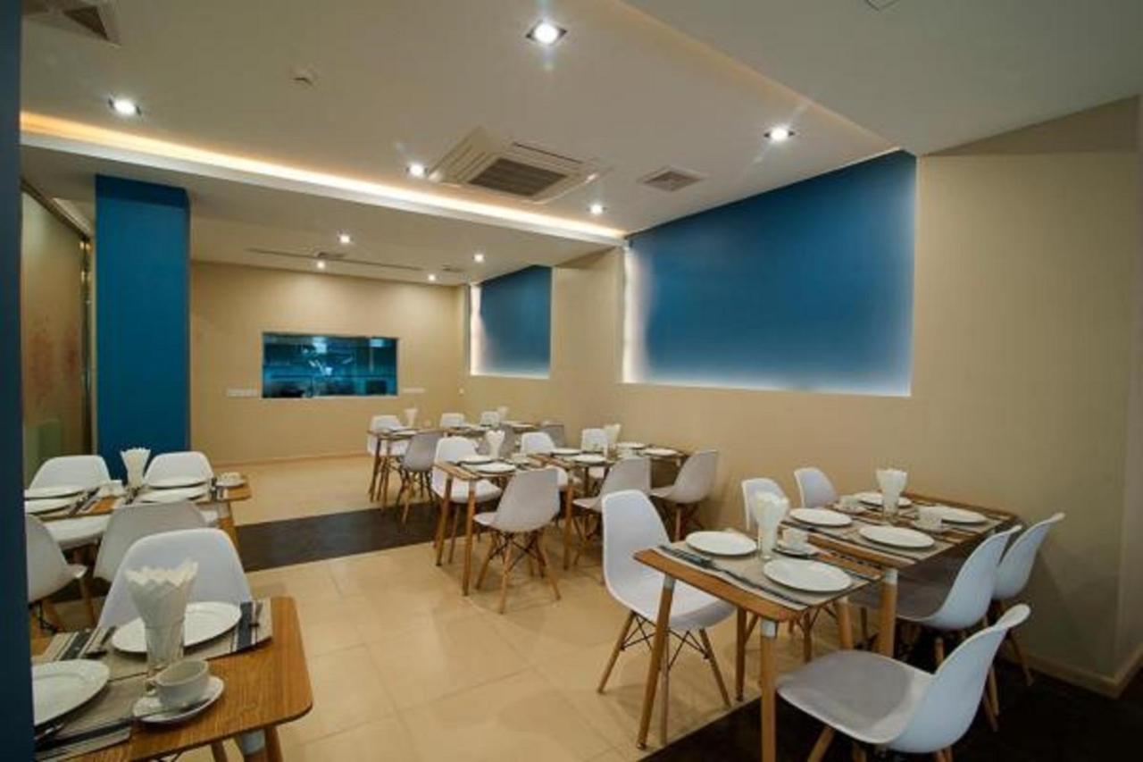 Eastern Hotel Yangon Dış mekan fotoğraf